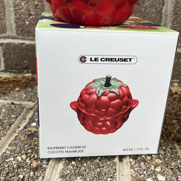 LE CREUSET RASPBERRY CASSEROLE - Picture 4 of 6